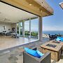 Pool & Coastline Views: Luxe La Jolla Home