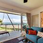 Waipouli Beachfront Condo w/ Balcony + Ocean Views