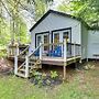 East Otis Romantic Cottage w/ Deck & Bbq!