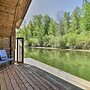 Floating Home on Columbia River w/ Provided Kayaks