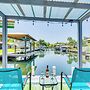 Colorful Canalfront Home - Boat Dock, Deck, Kayaks