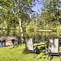 Quiet Lakefront Olympia Home W/dock on Â½ Acre