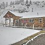 Cozy Log Cabin Escape In the Heart of Creede!
