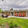 Charming Hyannis Cottage: 1 Mi to Beach!