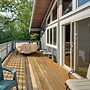 Beautiful Chalet ~ 5 Miles to Attitash Mountain