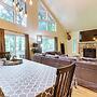 Furnished Deck + Fire Pit: Poconos Outdoorsy Gem