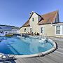 Charming Wildwood Hideaway w/ Private Pool & Deck!