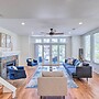 Oceanside Home w/ Rooftop Patio - Steps to Beach!