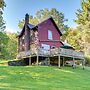 Tranquil 3 BR Stockbridge House w/ Private Deck!