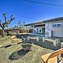 Joshua Tree Vacation Home w/ Private Hot Tub!