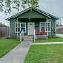 Corpus Christi Home w/ Yard < 1 Mi to Beach!