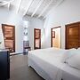 Room in B&B - Grace Stay - Beautiful Spacious Room in Villa mi Cuna Wi