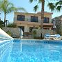 Three Bedroom Villa With Private Pool and Landscaped Garden Close to t