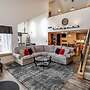 Seven Springs 2 BR Premium Condo, Walk to Slopes by RedAwning - Save 1