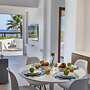 Mackenzie Castella Beachfront Suite