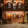 Dandyvillas Colorful Boutique House in Old Town Cozy Compact