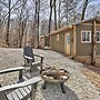 Cozy Studio Cabin in Tallassee w/ Water View!