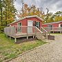 Cozy Cabin: Community Pool & Lakefront Beach!