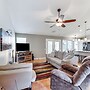 Gilbert Family Home: Games, Private Pool & Patio!