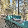 Luxury Forested Flagstaff Oasis With Hot Tub!