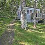 Lush Edgecomb Studio Cottage w/ Fire Table!