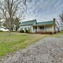 Peaceful Hazel Cottage w/ Deck & Yard!