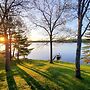 Brainerd Cabin on Camp Lake w/ Boat Slip & Dock!