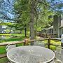 Deck & On-site Fishing Pond: Lake Harmony Home!