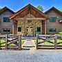 Idyllic Mtn Retreat w/ Hot Tub Near Shenandoah NP!