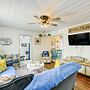 Cozy Cottage w/ Patio < 2 Mi to Rockport Beach!