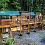 Family Cabin on 6 Acres w/ Lake Access & Hot Tub!