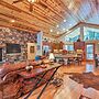 Luxe Cabin w/ Deck < 3 Mi to Pinetop Country Club