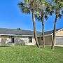 Bright Ormond Beach Home ~ 14 Mi to Daytona!