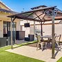 4 Mi to State Farm Stadium: Avondale Home w/ Patio