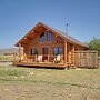 Yellowstone Cabin w/ Stunning Mountain Views