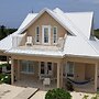 Luxury 3bd Ocean View 1 Cream Stunning Views