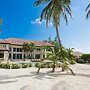 Coconut Walk by Grand Cayman Villas & Condos