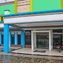 OYO 92469 Hotel Sahabat