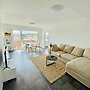 Large 1 bedroom with Terrace & Parking