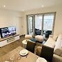 Luxury Flat with Parking & Large Terrace