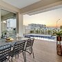 Sanders Mythical Blue - Chic 4 bdr Villa With Pool
