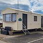 2 bed Caravan at Lyons Robinhood