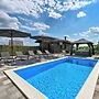AquaHaven With Private Pool And Wellness