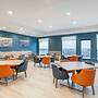 Comfort Inn & Suites Newark Liberty International Airport