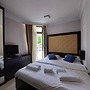 Hotel Swiss Holiday