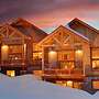 3BR Blackmoon Chalet at Terry Peak With Hot Tub