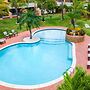 2br2 5BA Townhouse w Pool 3min Walk 2 Eaglebeach