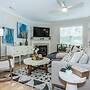 Altha - Elegant Townhome Minutes From Downtown