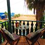 Comfy Sea View 2 bed Apartment Santa Maria