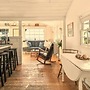 Charming Open Plan Beach Cottage W/ Ocean Views! 1 Bedroom Home by Red